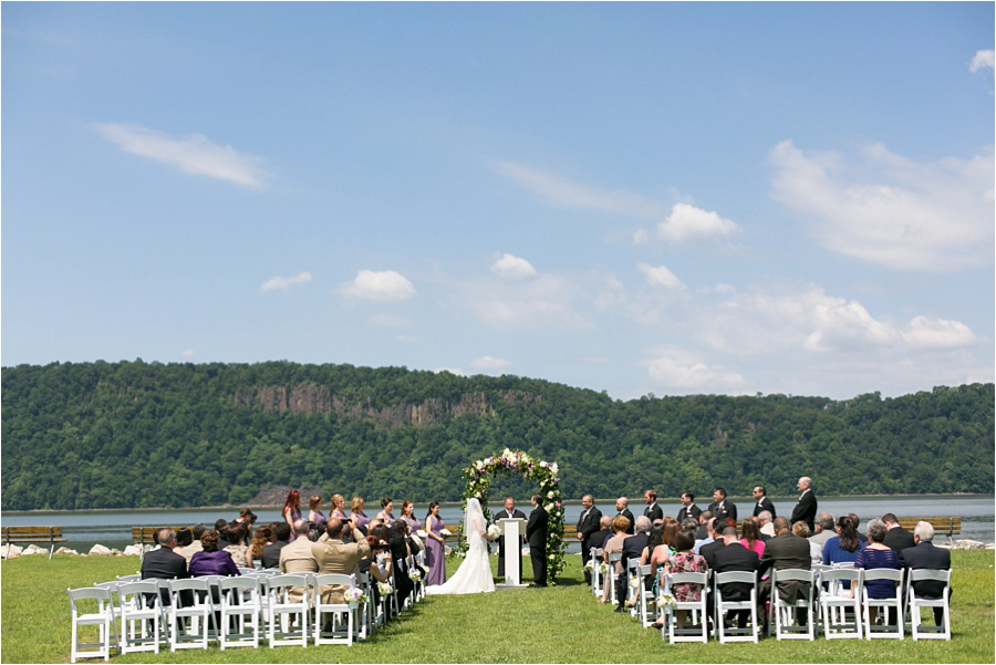 Harvest on the Hudson Wedding - Amy Rizzuto Photography-6