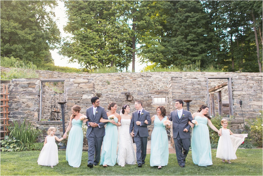 Red Maple Vineyard Wedding Photos - Amy Rizzuto Photography-39