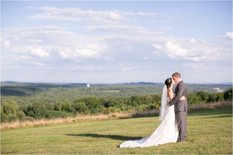 Red Maple Vineyard Wedding Photos - Amy Rizzuto Photography-62
