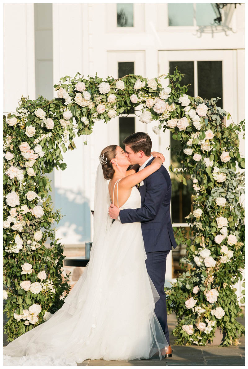 Wedding ceremony at The Ryland Inn photo by best New Jersey wedding photographer Amy Rizzuto Photography