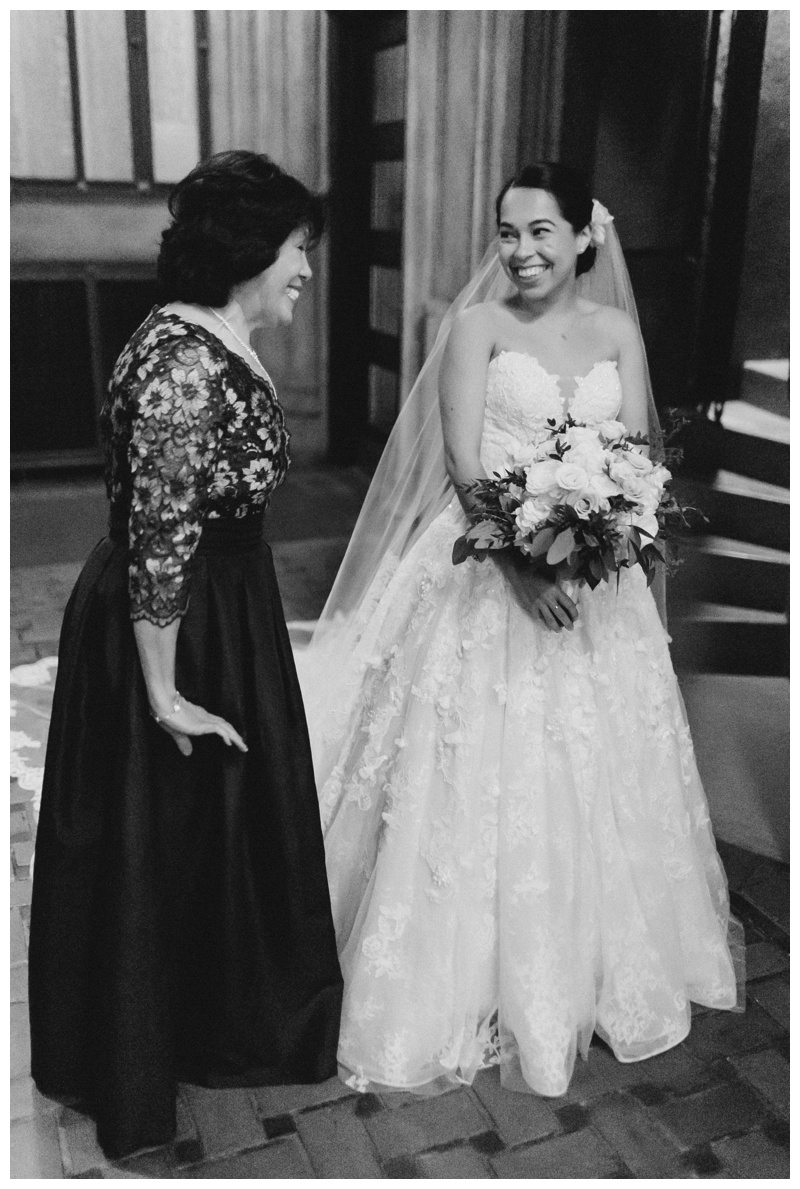 nyc bride with mom before walking down the aisle black and white mother of the bride with bride photo