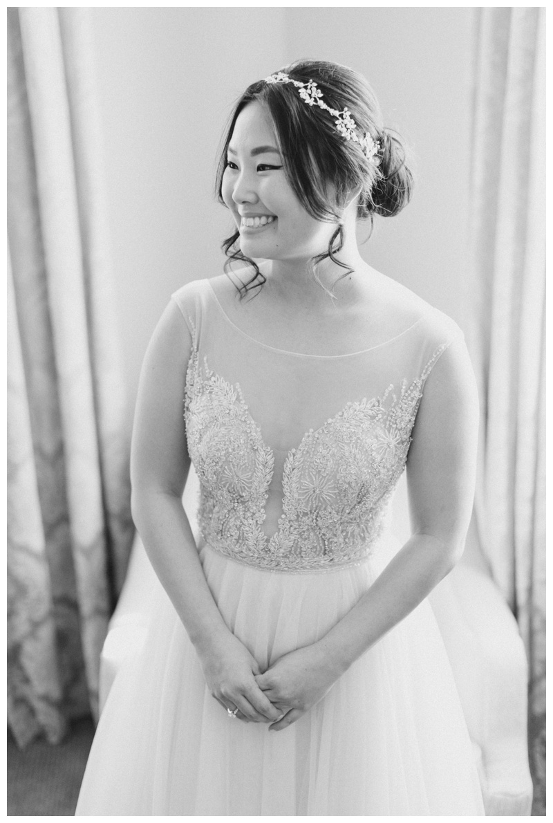 Black and white photo of Connecticut bride at The Inn at Longshore wedding